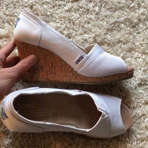 Toms White Grosgrain Stella Peep-Toe Wedges